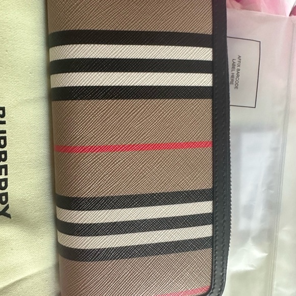 Burberry Ellerby Black Leather Icon Stripe Canvas Zip Around Continental Wallet - Picture 3 of 8